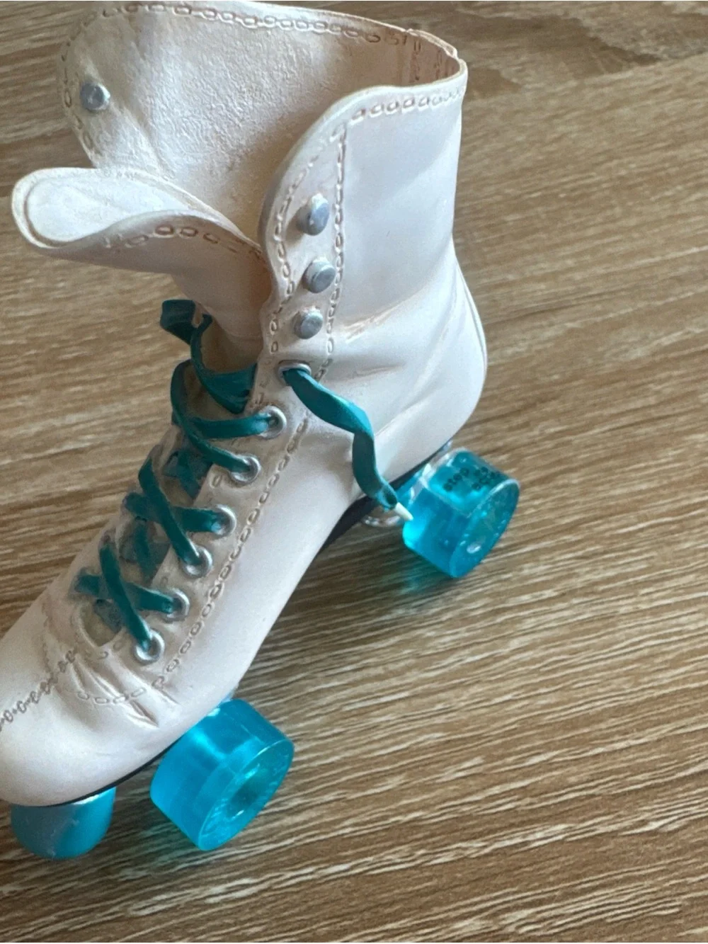 Raine - ceramic- Classic Cream Roller Skates with Teal Accents